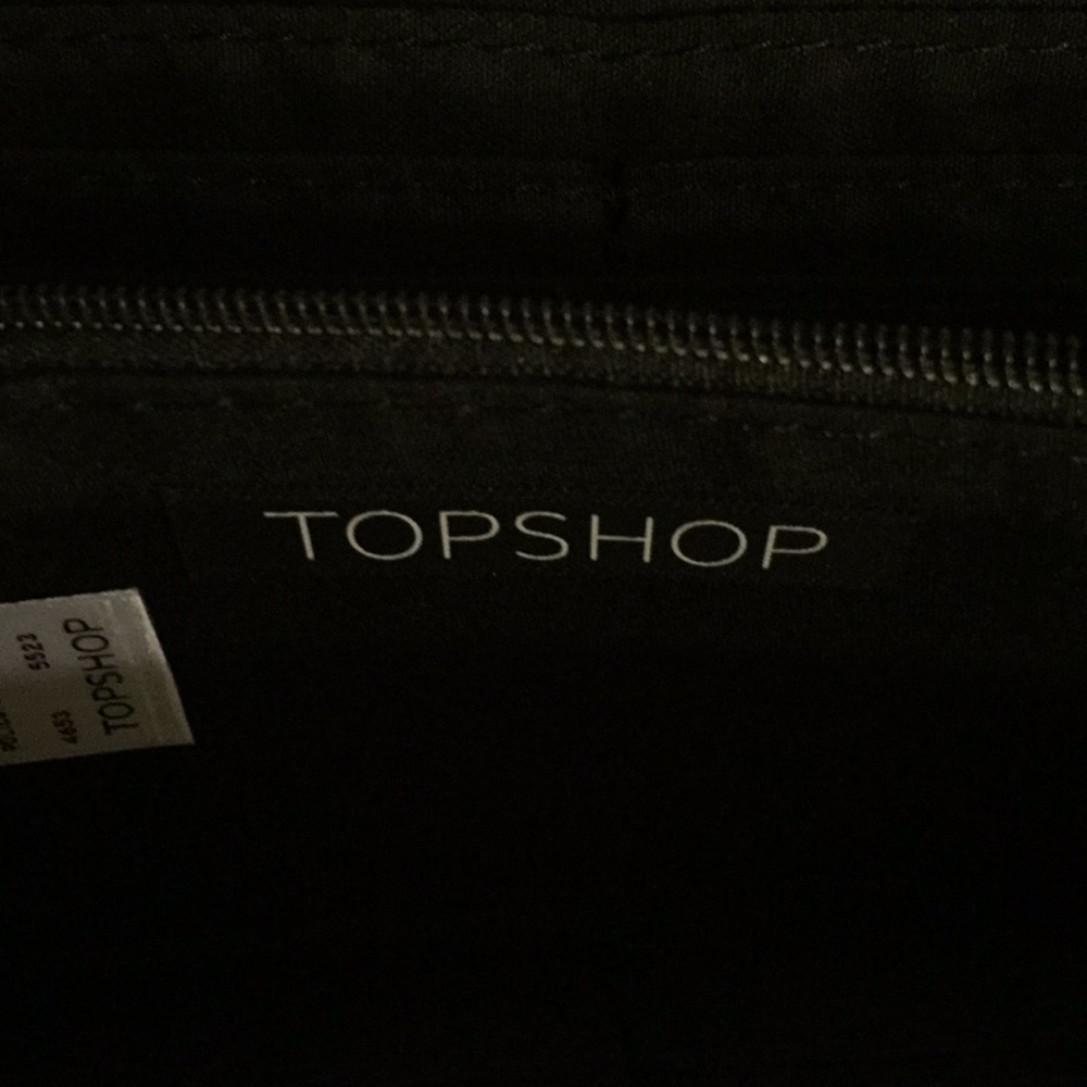TOPSHOP Zip Closure Wallet - Picture 5 of 6